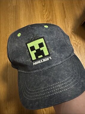 Kids' Dark Gray Minecraft Hat